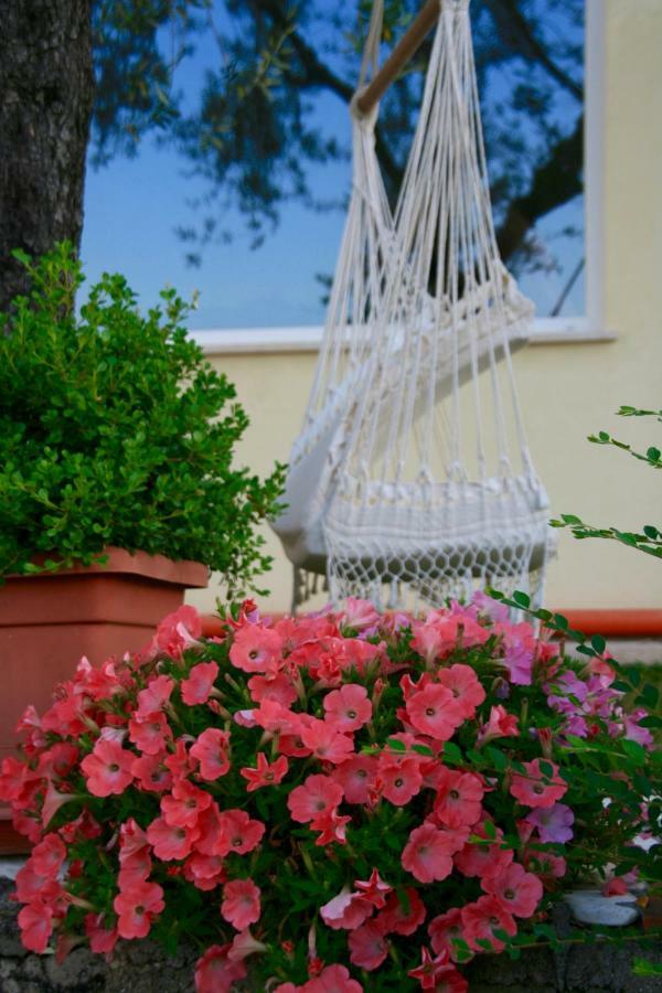 Bed and Breakfast Globetrotter Formia Exterior foto