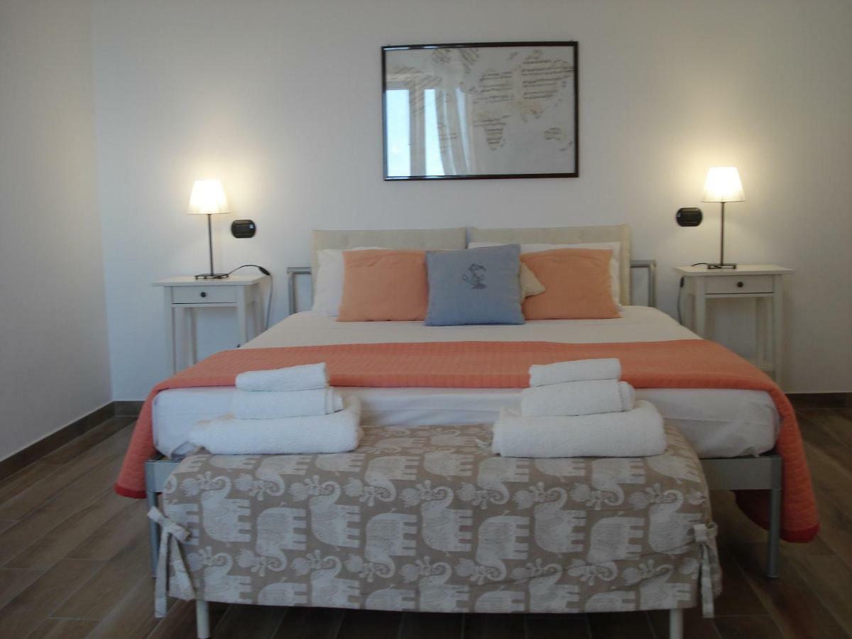 Bed and Breakfast Globetrotter Formia Exterior foto